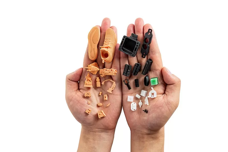 A set of sample photos of precision component