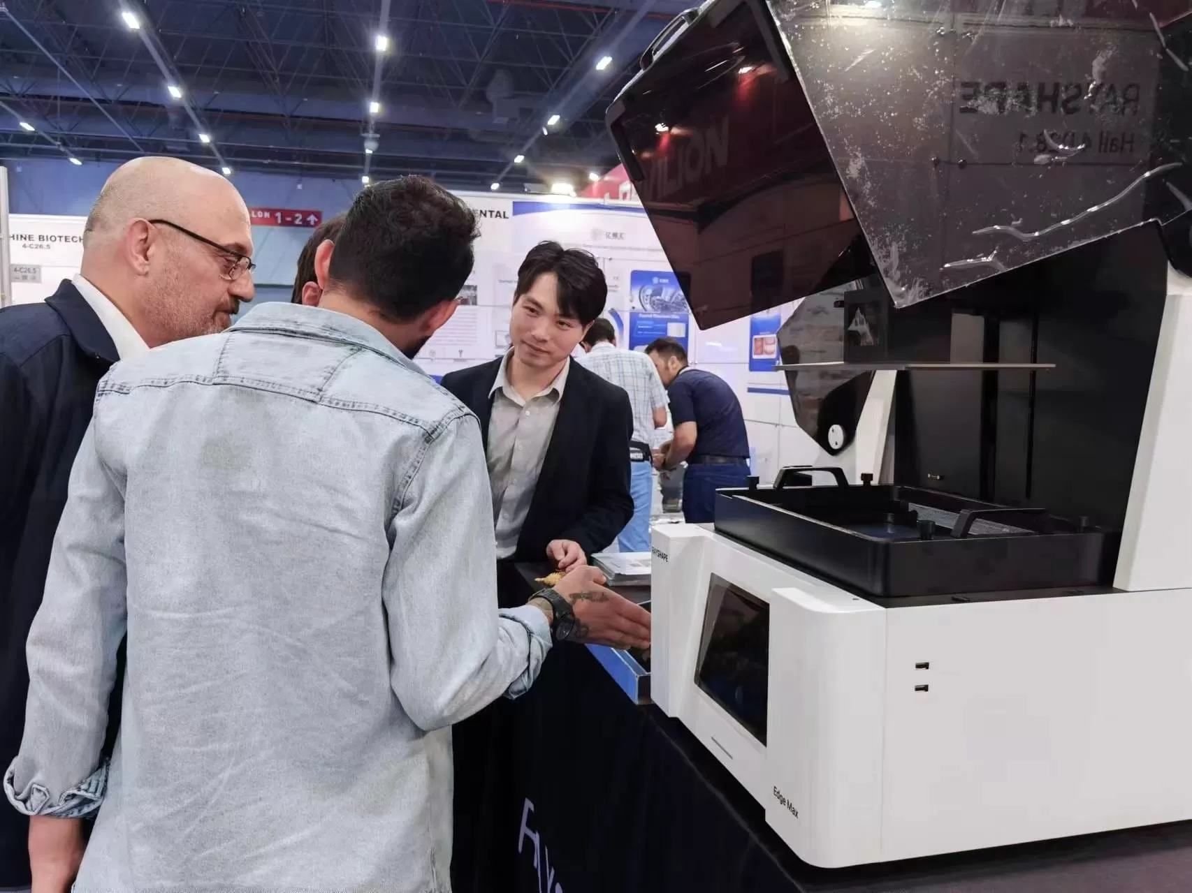 edge e2高コストパフォーマンスがデジタル歯科変換をリード